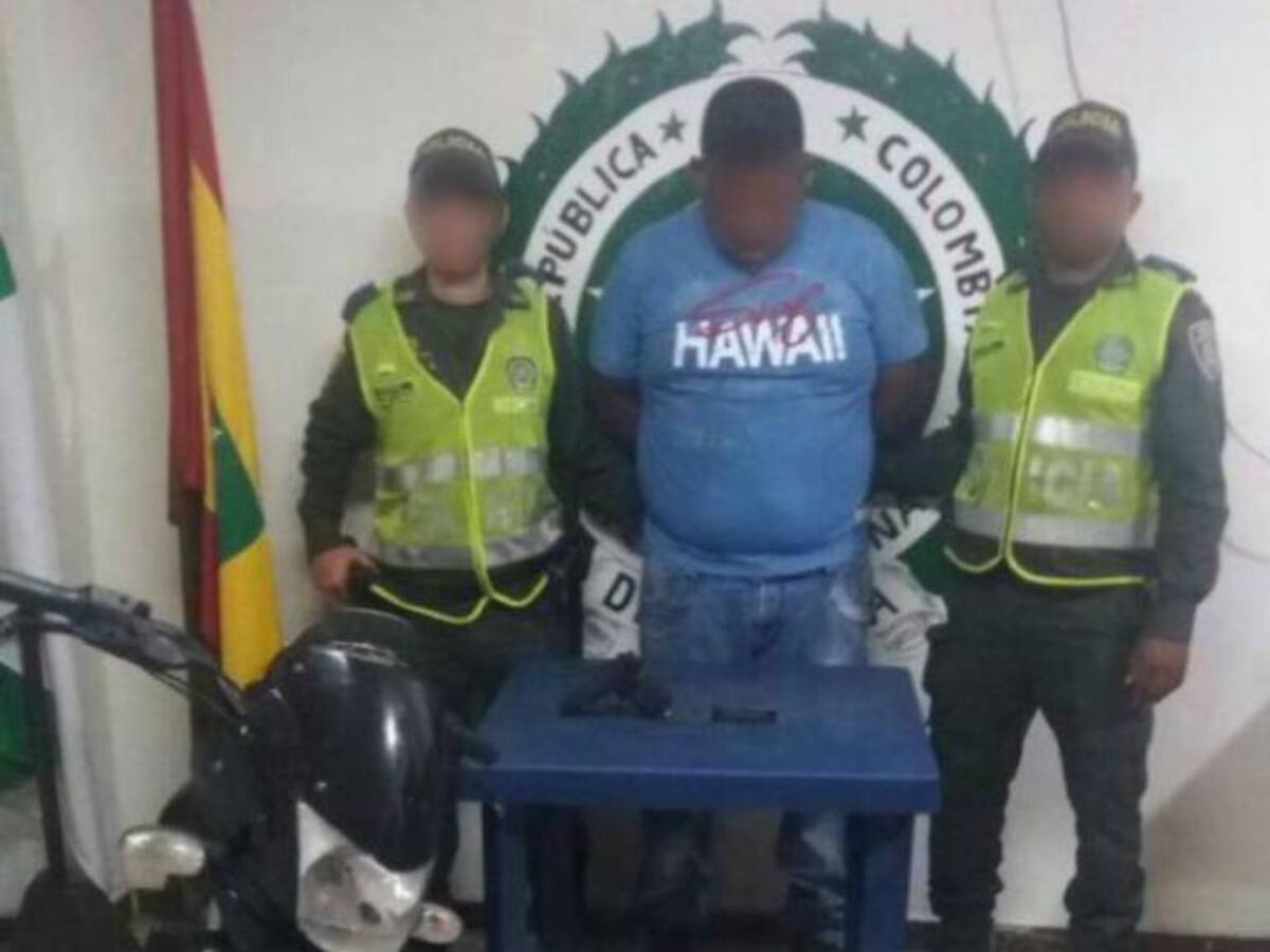 Capturan a dos sujetos que se enfrentaron a tiros con la Policia