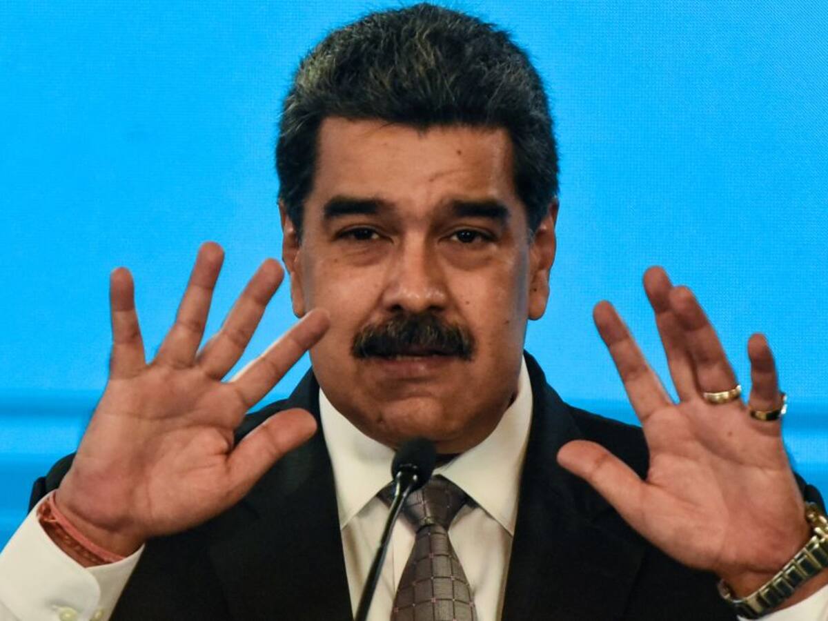 Maduro ofrece "petróleo por vacunas" contra la COVID-19 para Venezuela