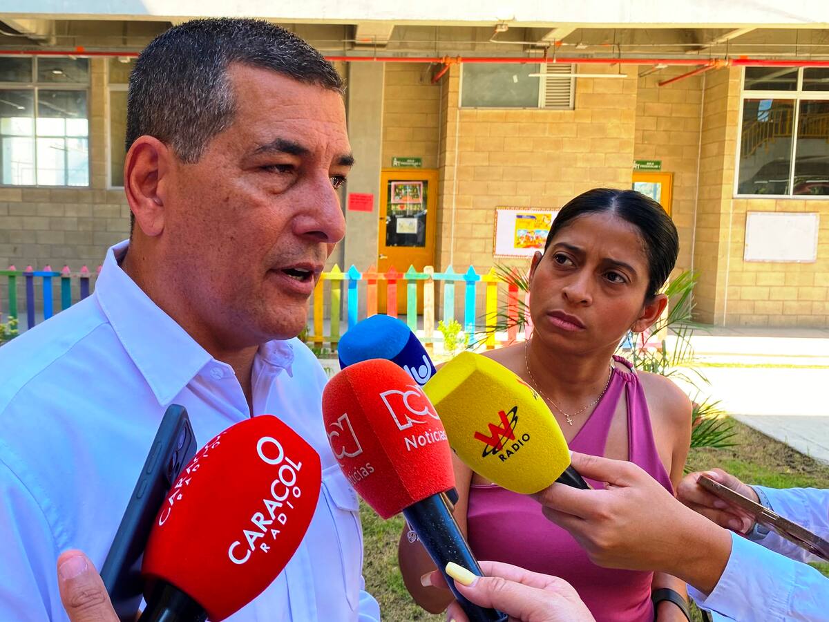 Alcalde de Cartagena, Dumek Turbay, no viajó a Estados Unidos por trámite en renovación de la visa
