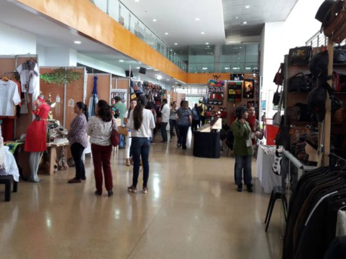 250 expositores de Colombia y el mundo en feria Artesanía y folclor Armenia