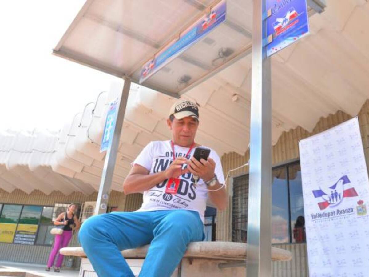 Terminal de transportes de Valledupar, primera en el país en poner al servicio cargadores solares