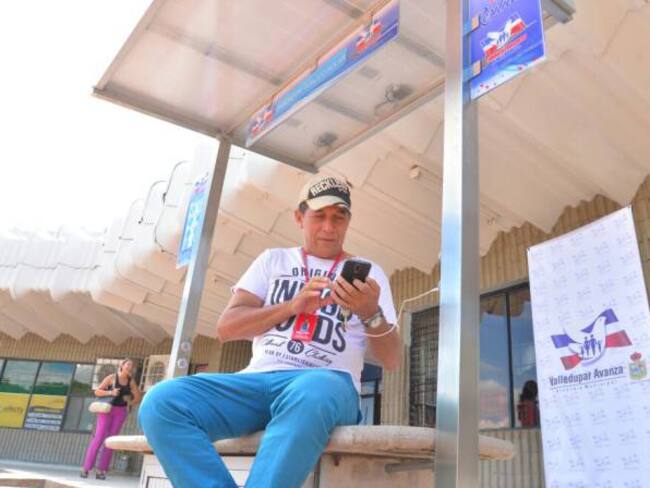 Terminal de transportes de Valledupar, primera en el país en poner al servicio cargadores solares