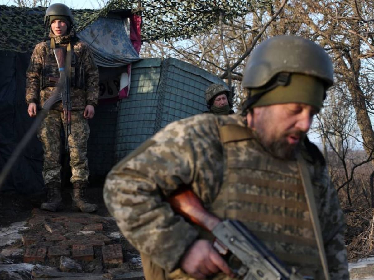 Continúan ejercicios militares en frontera entre Bielorrusia y Ucrania