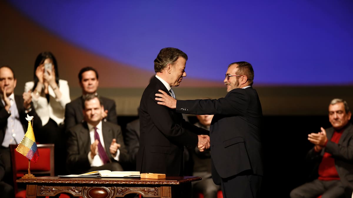 Santos y ‘Timo’ señalan al Gobierno Petro de incumplir acuerdo: “debe garantizar la vida”