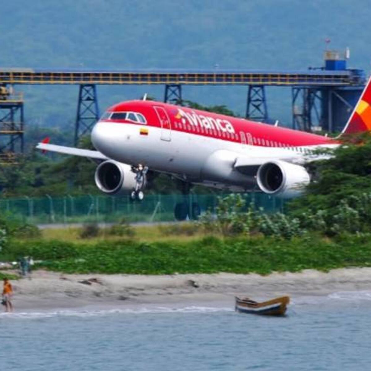 Regresa la ruta aérea Santa Marta – Medellín