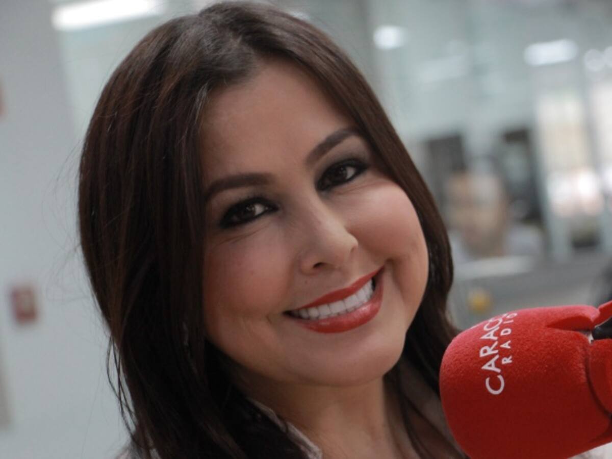 Arelys Henao presenta su más reciente tema musical ‘No Me Compares’