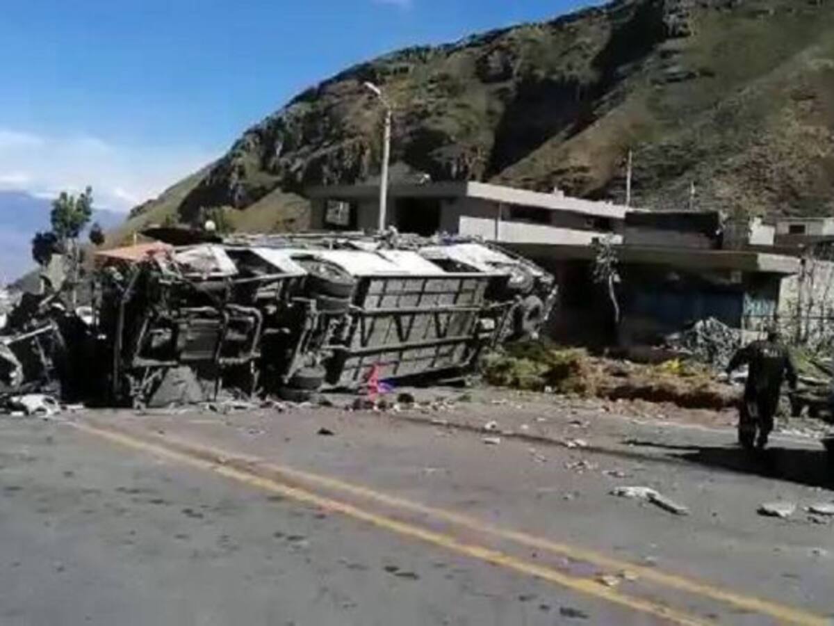 Capturado líder que cargó con marihuana bus accidentado en Ecuador