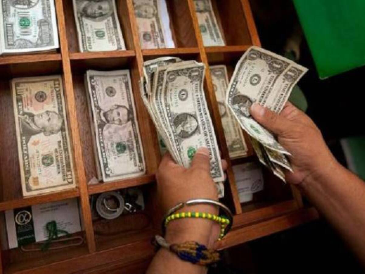 El dólar en Colombia no para su caída