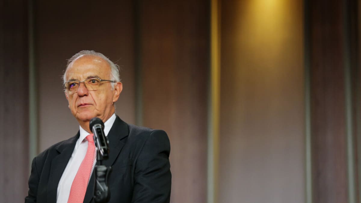 MinDefensa sobre cese al fuego con ELN: “Seguiremos atacando sus finanzas”