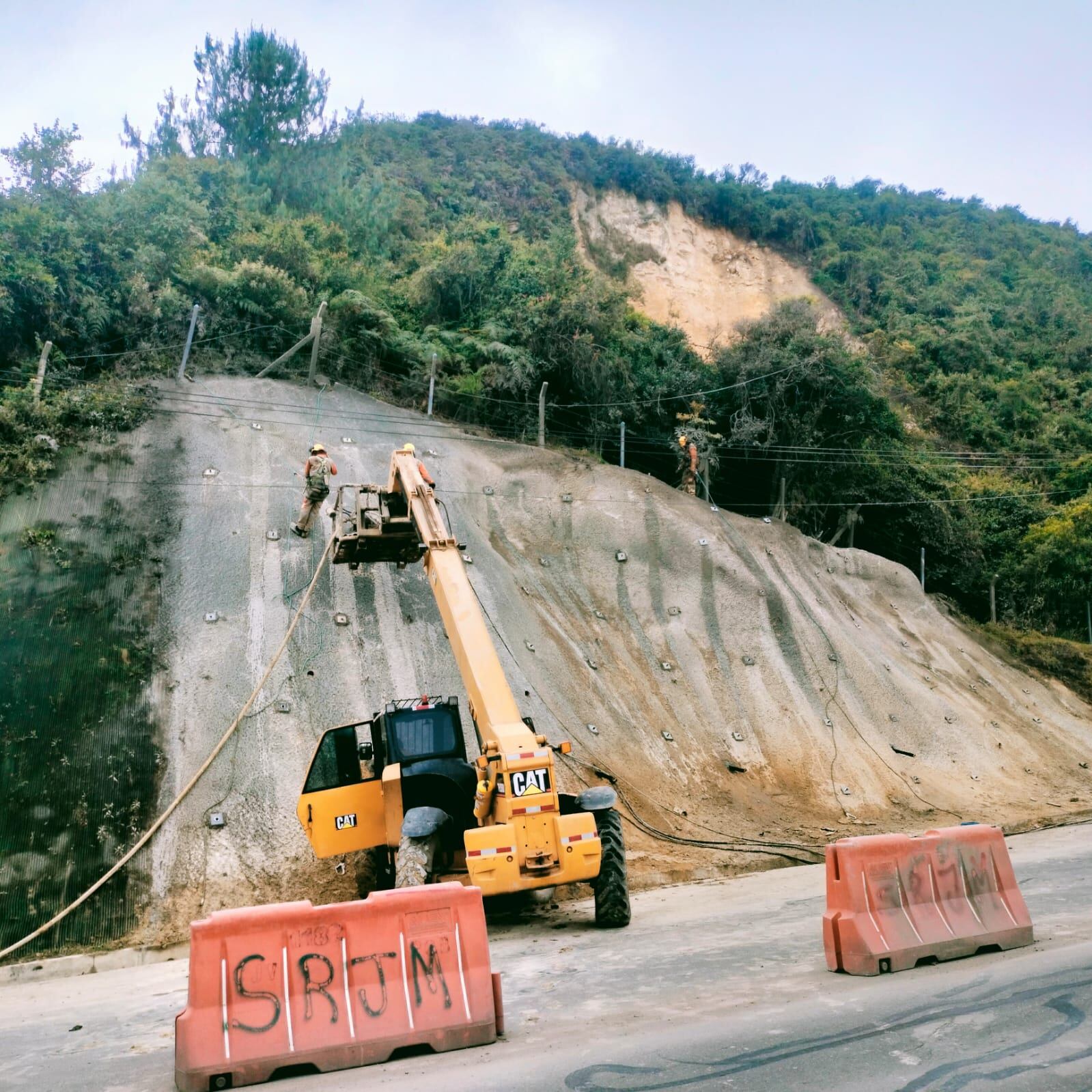 Perimetral Oriental de Bogotá ha atendido más de 50 taludes en la vía Los Patios - Sesquilé