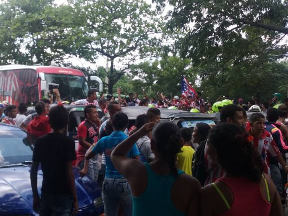 Ruidosa celebración por paso de Junior a la final del fútbol colombiano