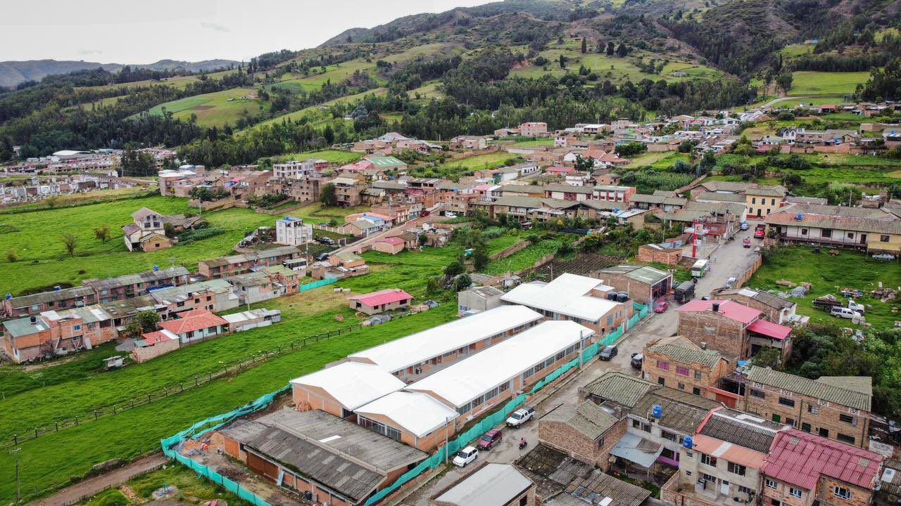 Institución Educativa Indalecio Vásquez, sede General Santander en el municipio de Pesca. Foto | @FondoFFIE