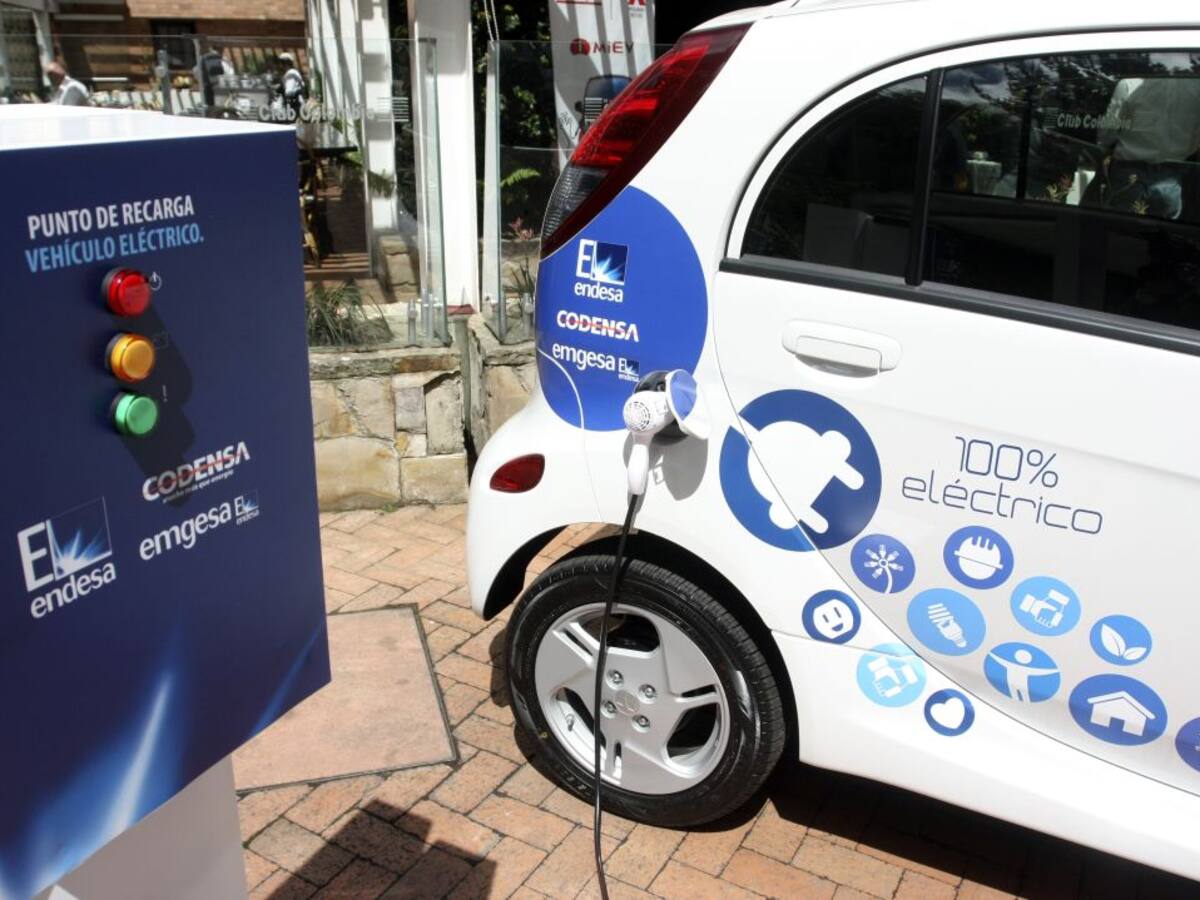 Aumentó la compra de vehículos eléctricos en Bogotá y el país