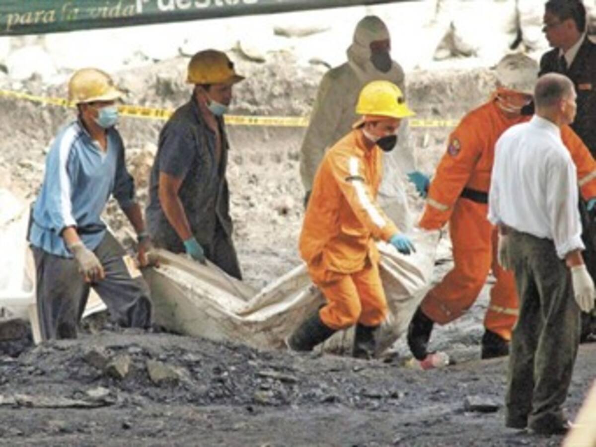 Recuperan los 73 cadáveres de mina en Amagá