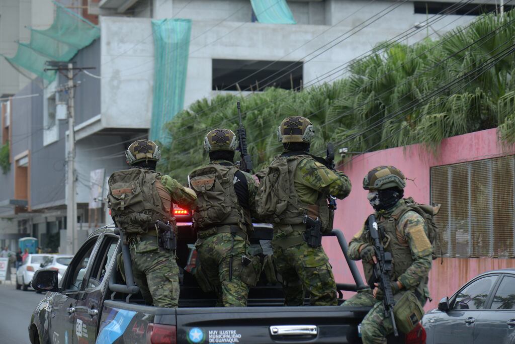 Fuerzas militares de Ecuador en Guayaquil, Ecuador. (Photo by Romina Duarte/Agencia Press South/Getty Images)