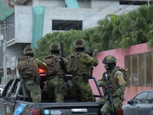 Fuerzas militares de Ecuador en Guayaquil, Ecuador. (Photo by Romina Duarte/Agencia Press South/Getty Images)