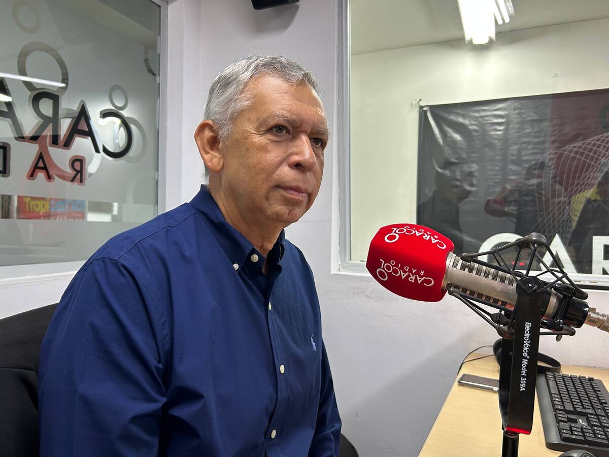 Hernán Porras fue reelegido por cuarta vez como rector de la Universidad Industrial de Santander