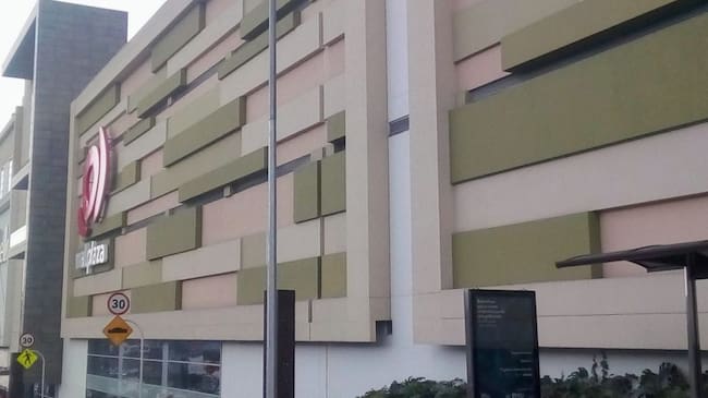 Centro Comercial Mall Plaza