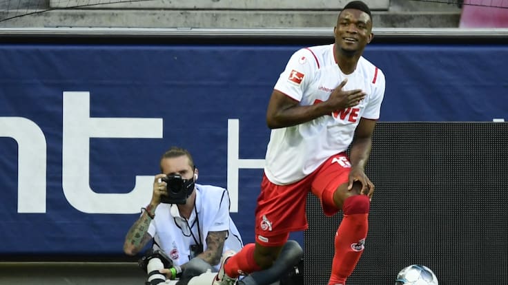 ¿Se va del Colonia? El delantero John Cordoba habló de su futuro