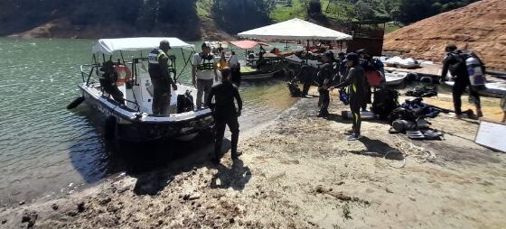 Encontraron el cuerpo del menor desaparecido en el embalse El Peñol-Guatapé. Foto: Bomberos El Peñol.
