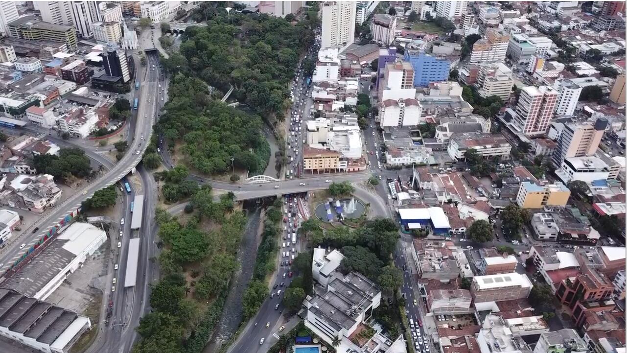Puente avenida 2 Norte con Calle 15