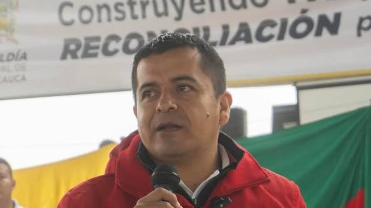 Ataque en Cauca: Hombres armados bajaron de la camioneta al alcalde de Páez y se la robaron