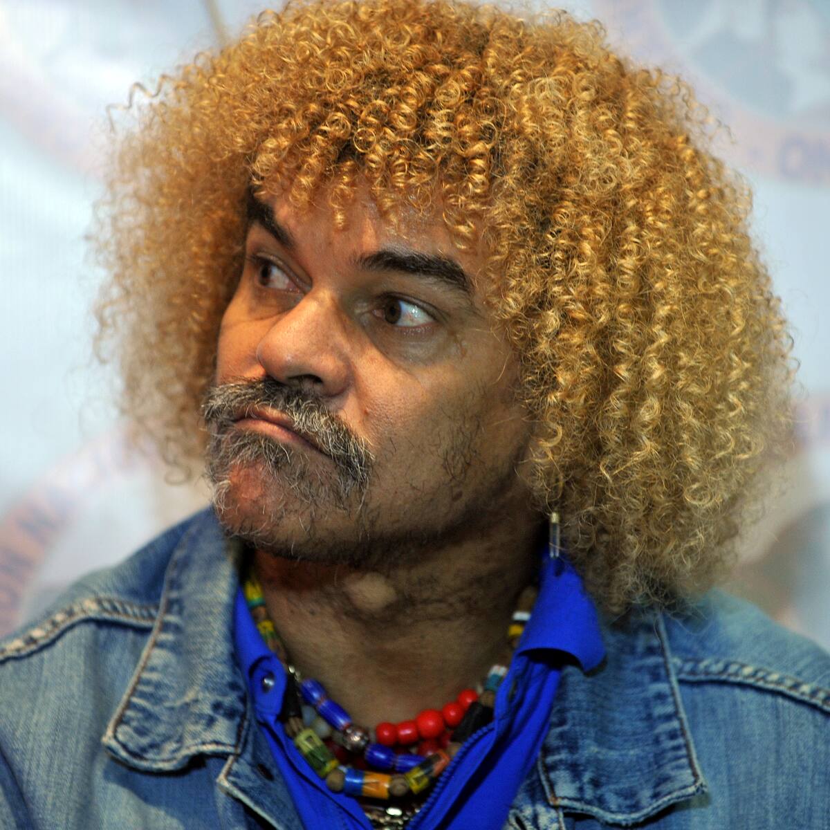 Denuncias y respuesta legal rodean a Carlos “El Pibe” Valderrama por caso de vivienda en Santa Marta