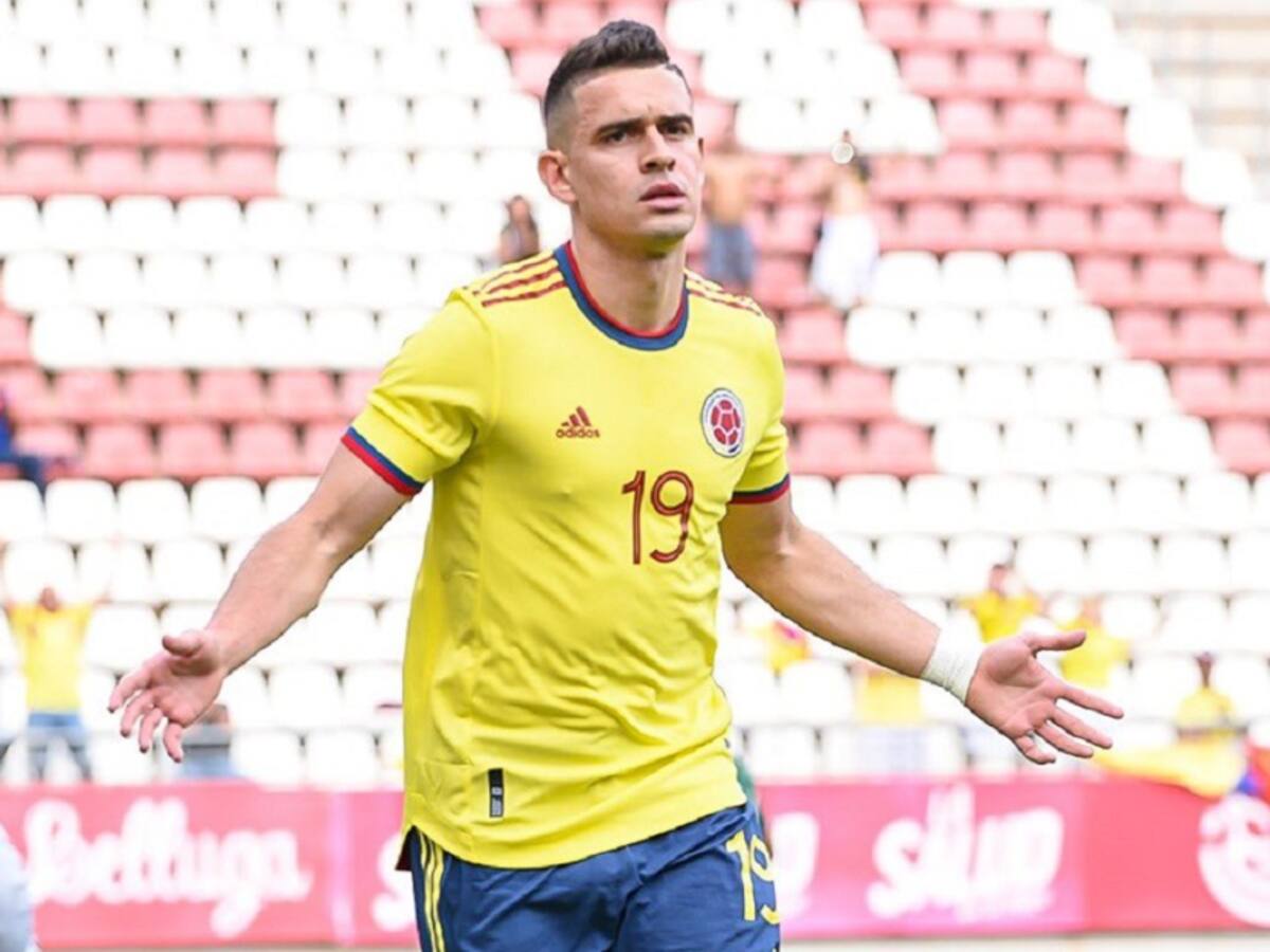 Borré y su mensaje a Néstor Lorenzo: "Tiene muchos jugadores para elegir"