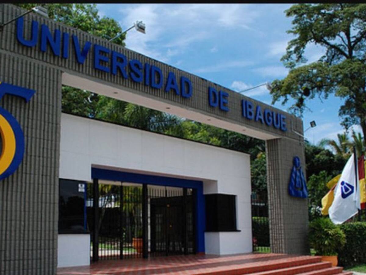 Universidad de Ibagué evalúa plan de ayudas a estudiantes