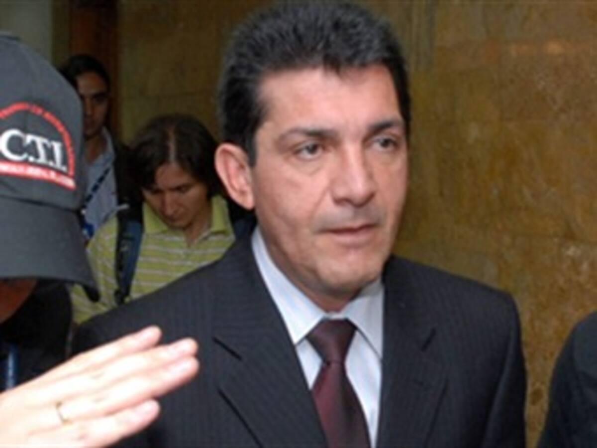 Procuraduría pide condenar a Guillermo León Valencia Cossio por dos delitos