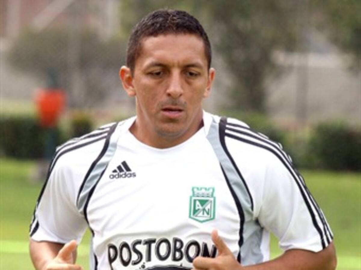 El “Viejo” Patiño estará seis meses fuera de las canchas