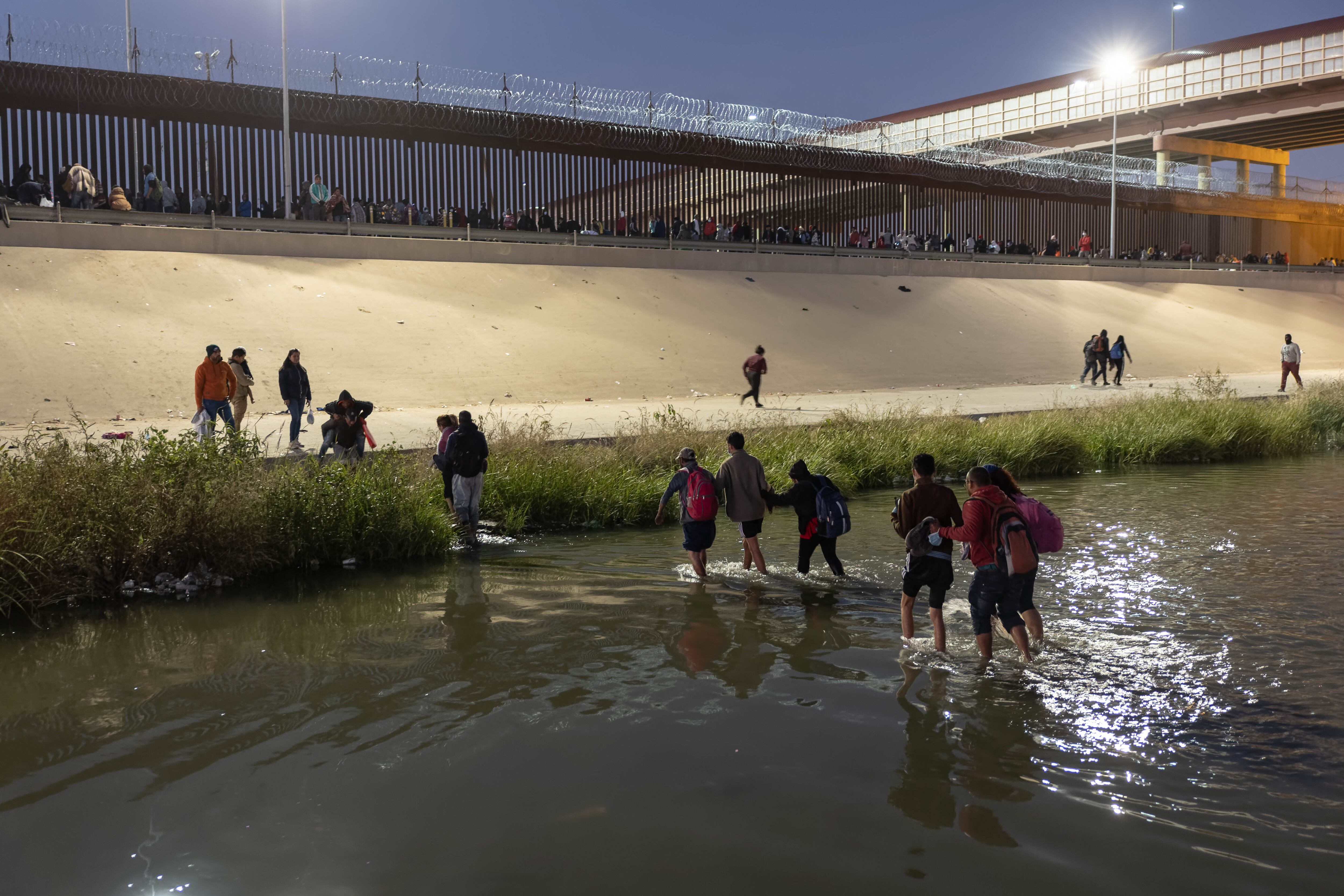 ¿Cómo afecta a Colombia las nuevas restricción de asilo en EE.UU.?