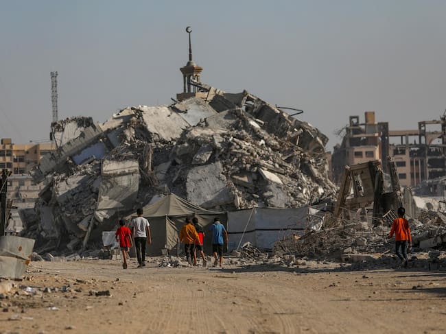 Ataque a edificaciones en la Franja de Gaza.
EFE/EPA/MOHAMMED SABER