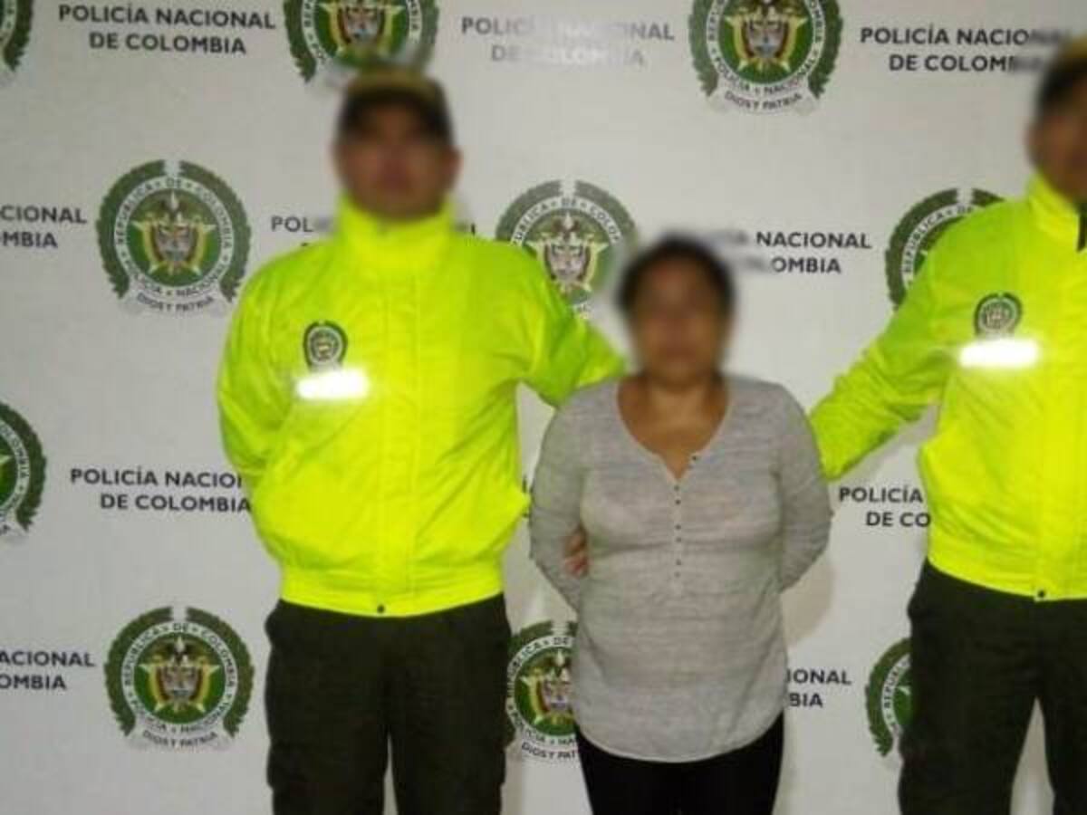 Mujer fue capturada por ofrecer dinero a cambio de vídeos pornográficos
