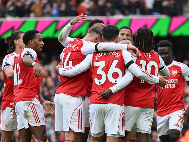 Los jugadores del Arsenal festejan uno de sus goles ante el West Ham United. (Photo by Stuart MacFarlane/Arsenal FC via Getty Images)