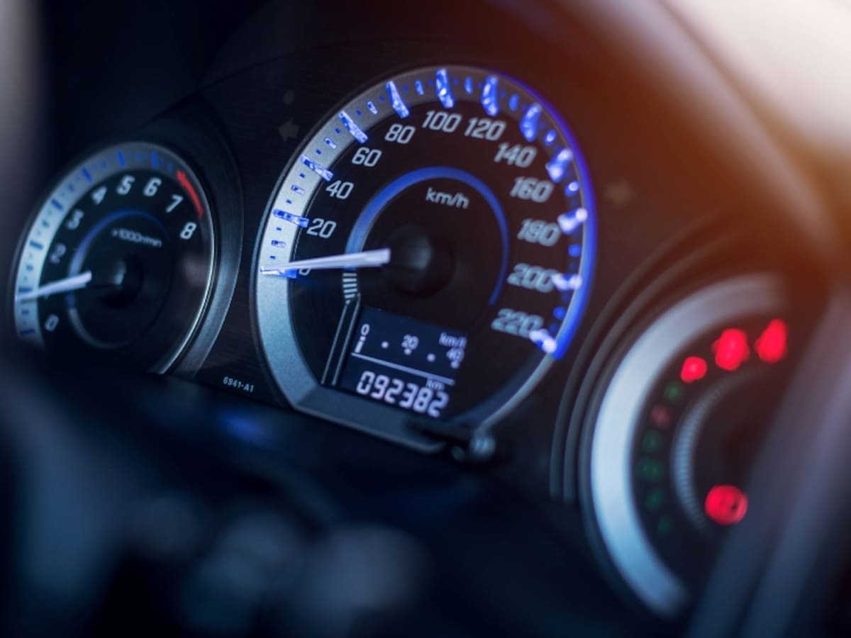 ¿A cuántos kilómetros es conveniente cambiar un carro o una moto?