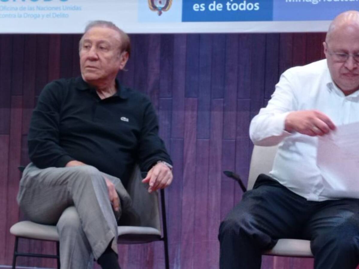 Candidato advierte sobre eventual cesación de pagos del país