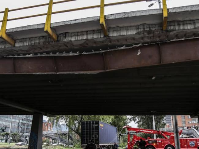Entre 30 y 45 días durará reparación del puente vehícular de la calle 116