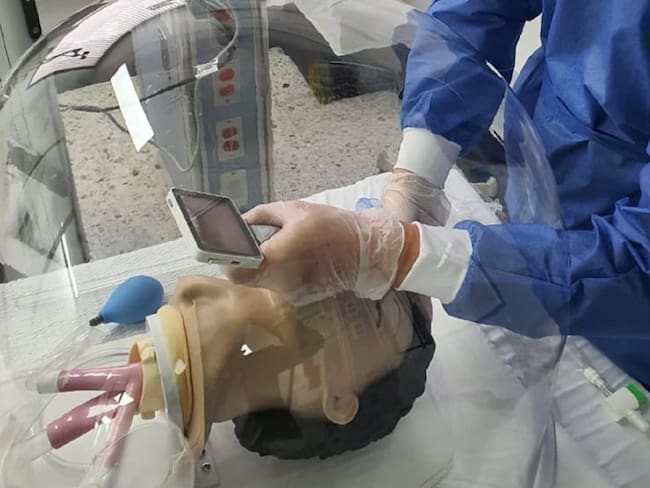 Donan primeras burbujas para intubación pacientes con COVID-19