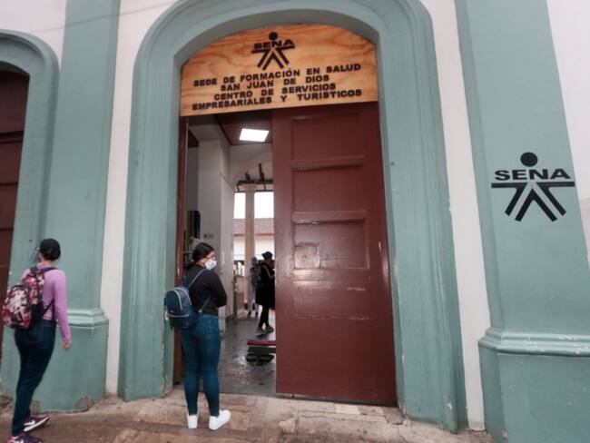 Estudiantes del Sena vuelven a las aulas