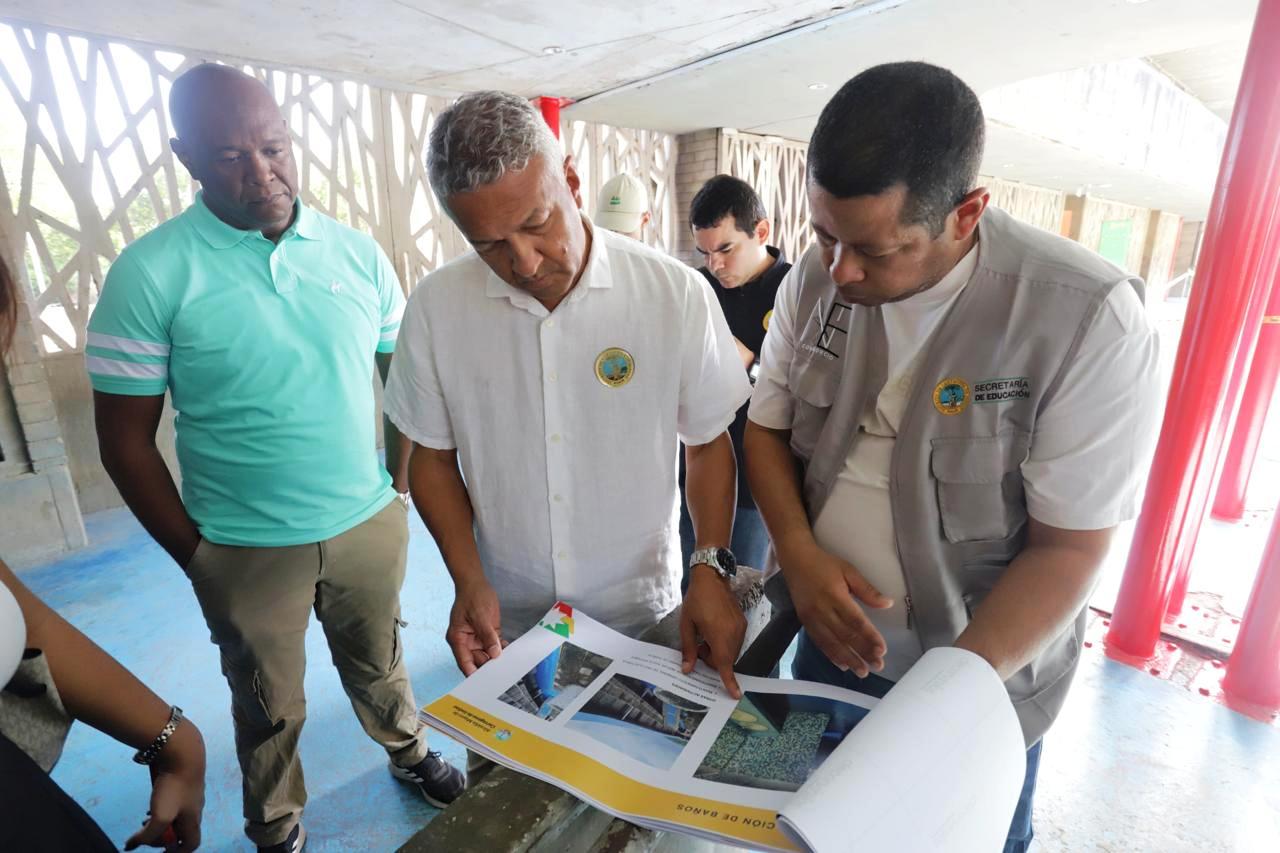 Detectan inconsistencias en reportes de horas extras de docentes en Cartagena