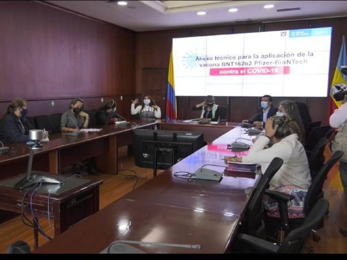 Inicia la capacitación para vacunación contra COVID-19 en Cundinamarca