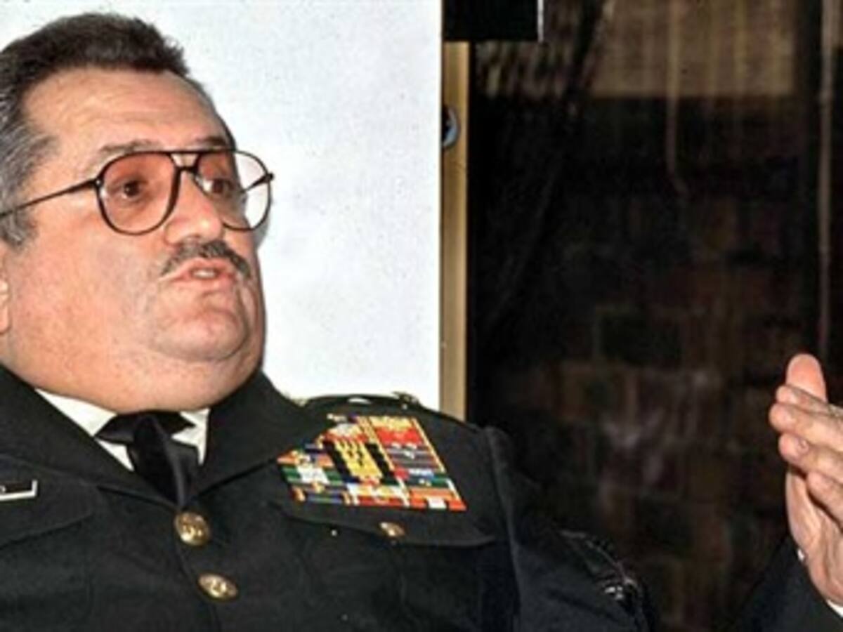 Por el homicidio de un campesino condenan a 25 años de prisión al general (r) Rito Alejo del Rio