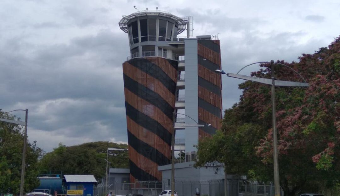 Nueva torre de control del aeropuerto Internacional El Edén de Armenia
