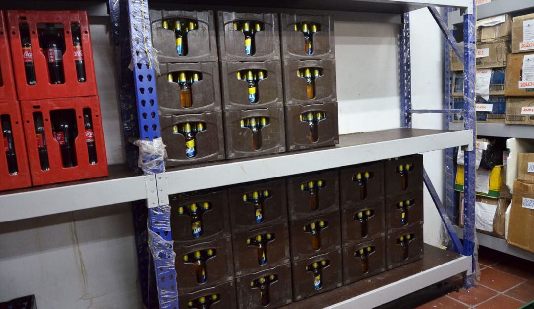 El operativo se realizó en Moscovia, zona rural de Neiva donde se halló un cargamento completo de cerveza adulterada y gaseosas.