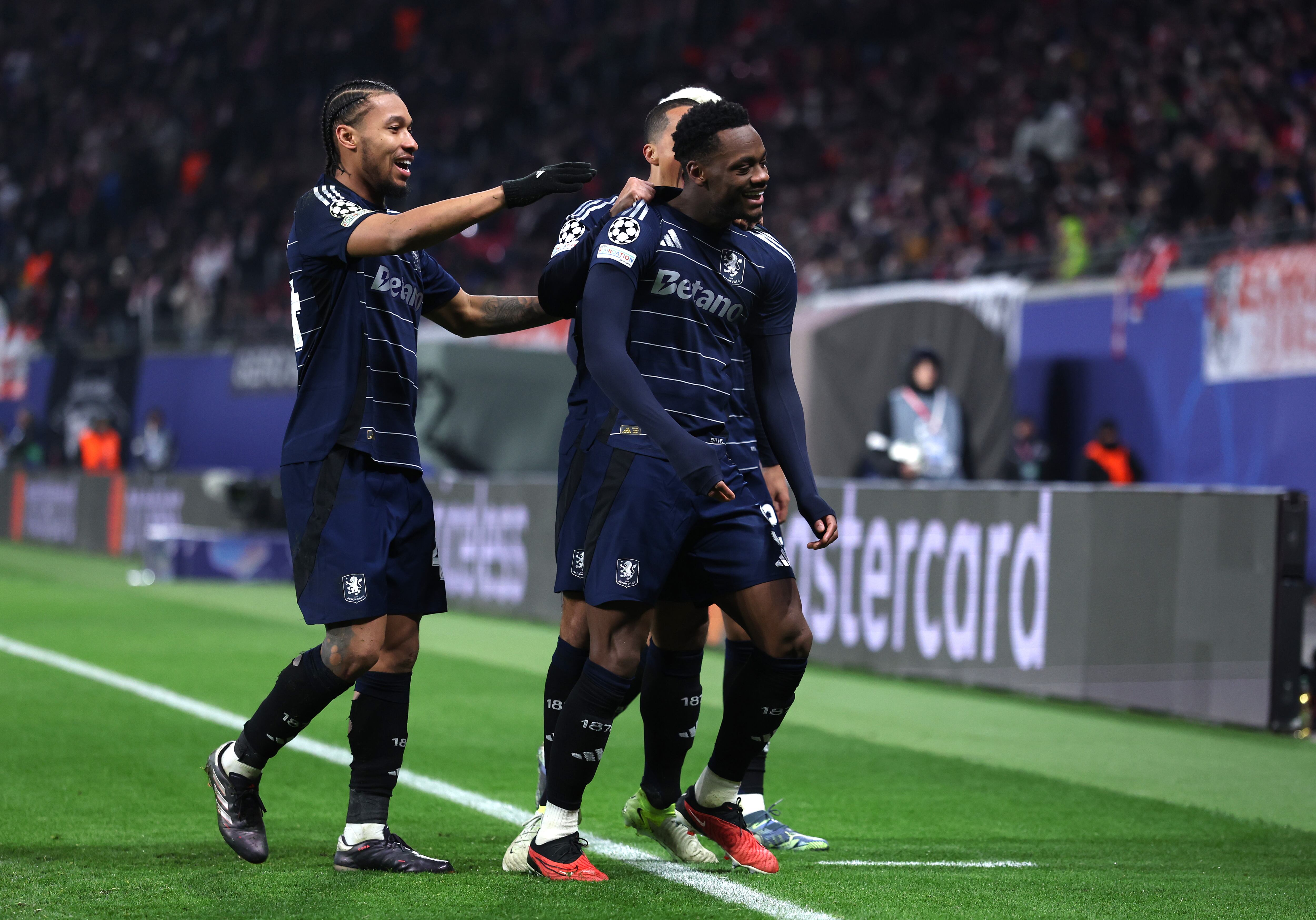 Jhon Jader Durán sigue sumando goles con el Aston Villa. (Photo by Maja Hitij/Getty Images)