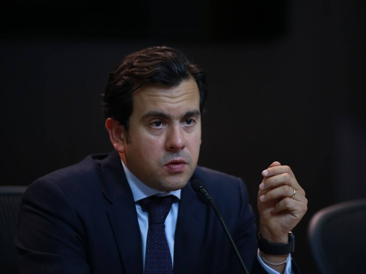 Nuevo Liberalismo se defiende y pide archivar indagación en CNE por queja de Lara