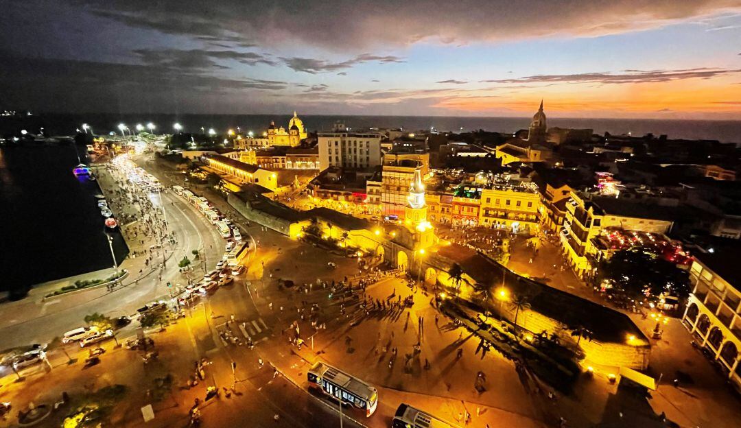 Protesta para exigir que sitios nocturnos puedan funcionar hasta las 3 a.m.