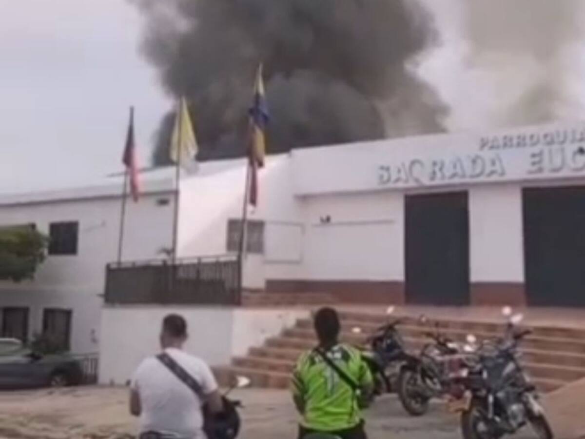 Voraz incendio en carpintería generó emergencia en la ciudad de Cúcuta