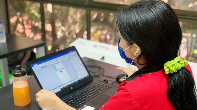 Las personas seleccionadas deben contar con un dispositivo electrónico con conexión a internet
